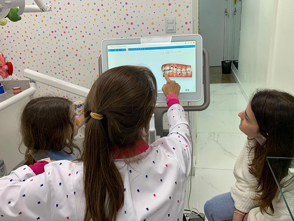 Atendimento infantil odontológico